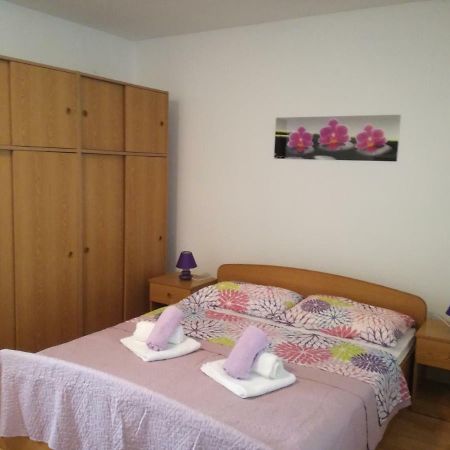 Lavanda Punat Apartment Ngoại thất bức ảnh