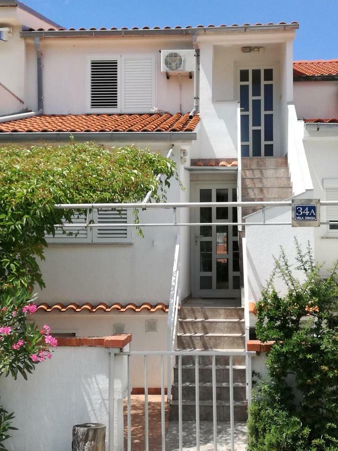 Lavanda Punat Apartment Ngoại thất bức ảnh